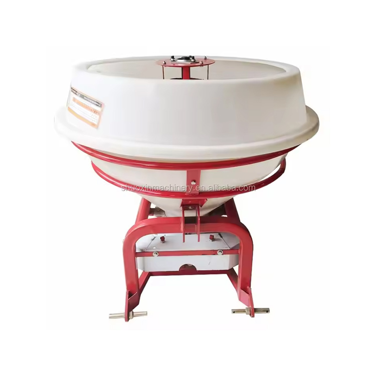 현장에서 플라스틱 비료 살포기의 적용